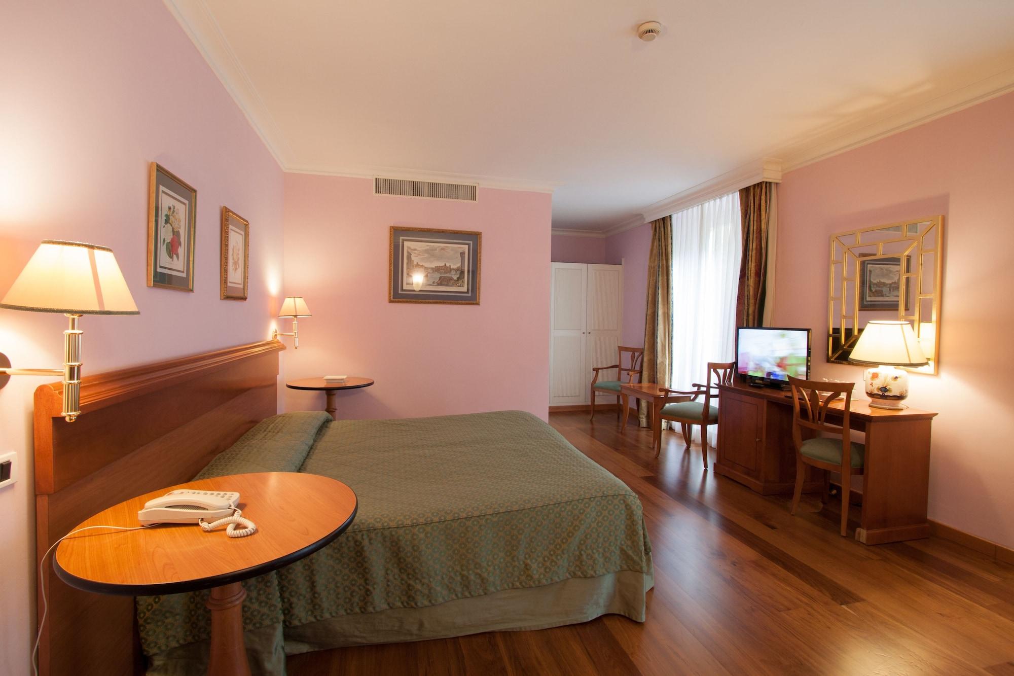 Hotel Ateneo Garden Palace Rome