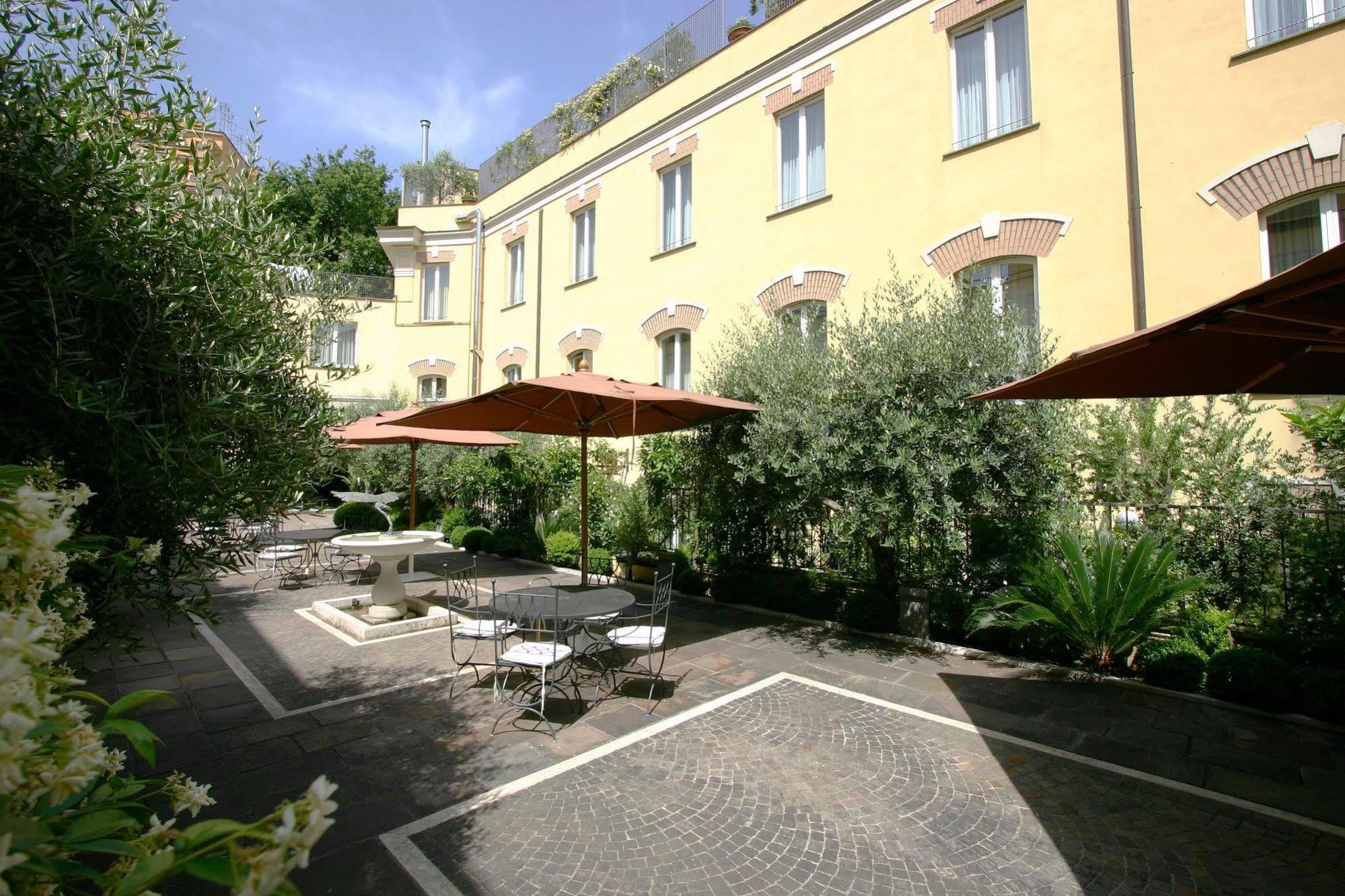 Ateneo Garden Palace 4*