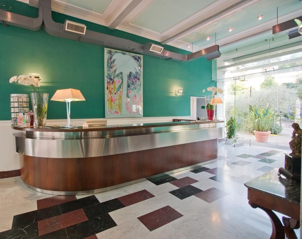 Hotel Ateneo Garden Palace 4*
